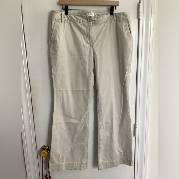Ann Taylor LOFT Marissa pants khaki Size 16 - Picture 3 of 7
